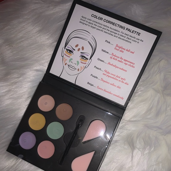 Makeup - Picture 2 of 2